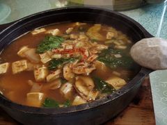 -金达莱冷面百年石锅饭(宾馆胡同店)