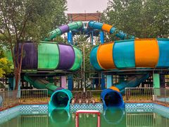-欢乐水魔方水世界