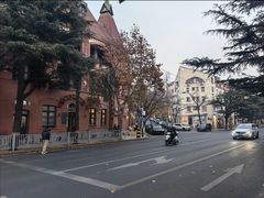 -良友书坊(安徽路店)