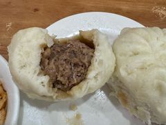 -胡成记口蘑龙眼包子(盐道街店)