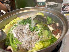 -烹然四季椰子鸡火锅(团结湖总店)