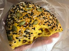 枸杞养生面包-左拉主义(长江路店)
