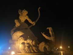 -巴陵广场