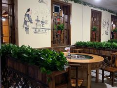 -果松木炭酸菜铜火锅·外婆参鸡汤