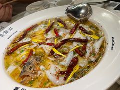 -渔语鱼酸菜鱼新川菜(来福士店)