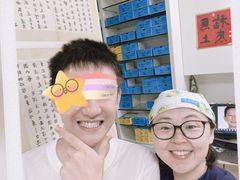 -瑞尔齿科(上海长风大悦城店)