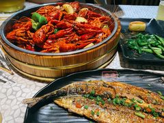 十三香龙虾-云晓光头烧烤吧(新大陆广场店)