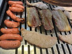 -臻牛烤肉