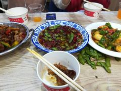 -江城燕子大排档(江汉路步行街店)