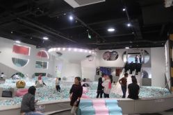 -MINI MARS KIDS CLUB亲子家庭中心(长宁天山店)