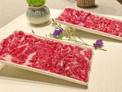 -左庭右院鲜牛肉火锅黑金店(陆家嘴中心店)