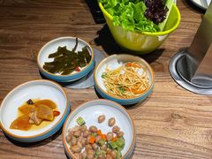 -明洞阿姨·韩式酱蟹烤肉·创意料理(三元桥店)