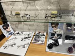 -无界眼镜MaxLess(滨江星光大道店)