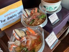 -彩虹云霄酒店75层国际自助餐