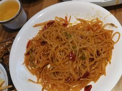 -俭寨大盘鸡·手抓肉·烧烤新疆菜(乌苏路店)