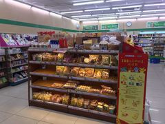 -全家便利店(长江南路站店)