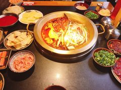 -王婆乔鲜鱼自助火锅(蜀汉路店)