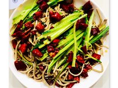 凉拌豆腐丝-良泉足疗