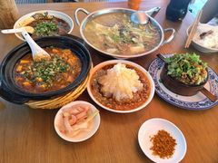 -杨三娘跷脚牛肉(羊子山西路店)