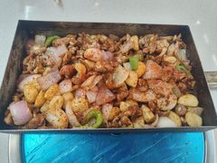 -老东镇啤酒屋海鲜加工·蒸汽海鲜·海鲜烧烤(台东店)