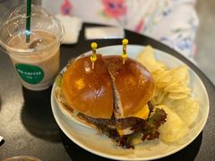 -明谦·Coffee&Cocktail Bar(美您公园店)
