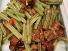 香芹炒黄牛肉-便宜坊烤鸭店(航天桥店)