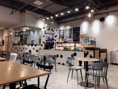 大堂-HELLO 27 意面·沙拉·帕尼尼