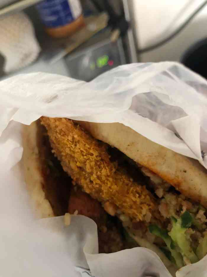 火星夹饼(万达店)-"济宁的朋友介绍的,当地有名的小吃"夹饼".