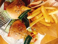 -Thanks美式餐厅(汉堡咖啡店)