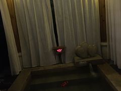 -宁波杭州湾海底温泉