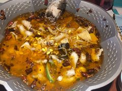 -川人百味·水煮活鱼(赛罕万达店)