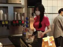 -麦当劳(杭州西湖银泰百货店)
