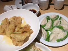 -关东小磨东北菜(上海长风大悦城店)