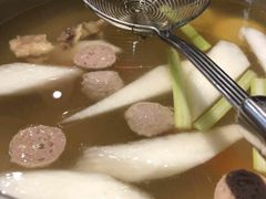 -左庭右院鲜牛肉火锅(金山万达店)