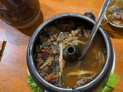 -老滇山寨•云南特色菜•地方菜•民族风情歌舞表演(金碧店)