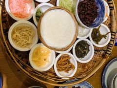 -包整·丝娃娃(一览甲秀楼风景店)