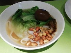 -珠海拱北口岸希尔顿欢朋酒店