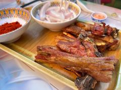 -乡村馕坑肉·烧烤·新疆菜·本地人更爱吃(阿勒泰首店)