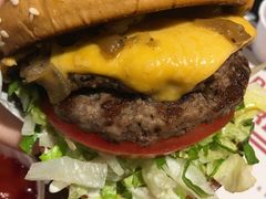 -The Habit Burger Grill 哈比特汉堡(复兴soho店)