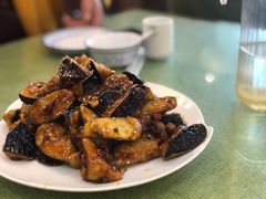 焦糖茄子牛肉粒-桃子餐厅·天津菜(红星路直营店)