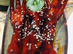 吮指鸡爪-佬麻雀·新湘菜(珠海金发购物中心店)