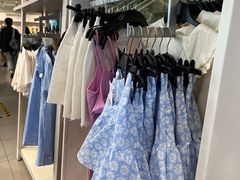 -H&M(鹏欣水游城店)