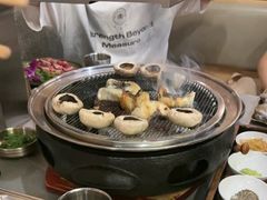 -围炉肉舍•炭烤活鳗•丹东海鲜烤肉(步行街店)