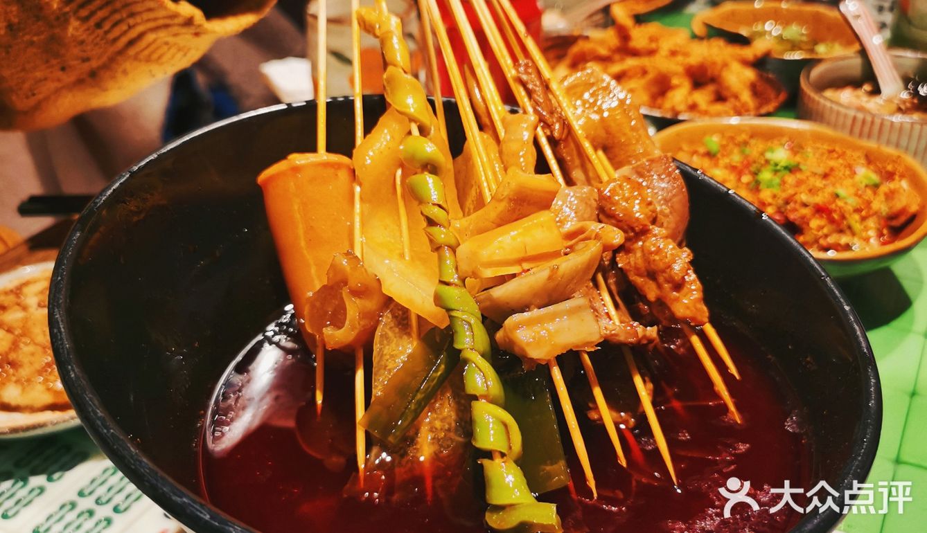 魔都探店 | 有签花·成都串串香
