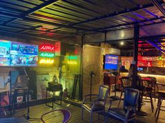 -拖板鞋咖啡旅行酒店(春熙路地铁站店)