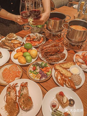 西安君悦Grand Cafe,海鲜自助新篇章
