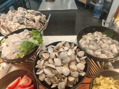-亚洲国际大酒店·云顶阁旋转自助餐厅