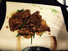 闫府私房菜(恒隆广场店)-闫府私房菜·百年鲁菜(恒隆店)
