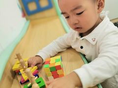 -黄浦乐烁龙鱼宝贝托育园(海潮路校区)