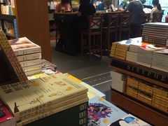 -西西弗书店&矢量咖啡(凯德晶萃广场店)